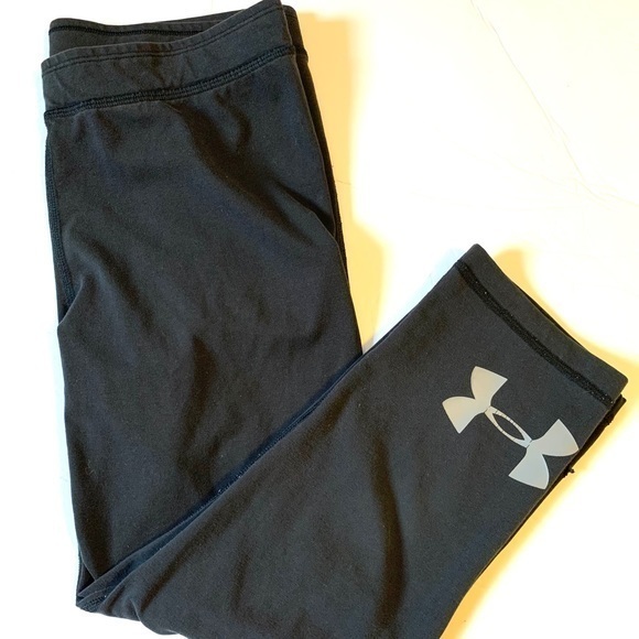 Under Armour Cropped Leggings Size Small - Picture 1 of 4